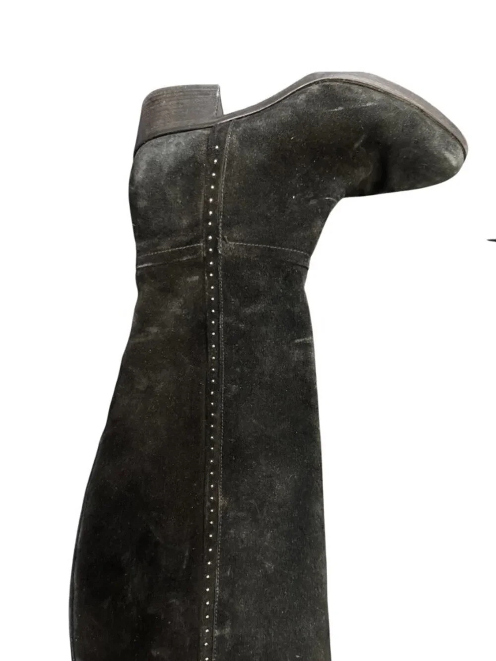 Italeau suede knee